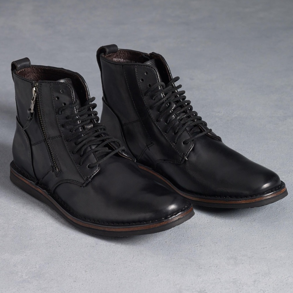 John Varvatos Barrett Side Zip Boots (8.5M) BRAND NEW IN BOX